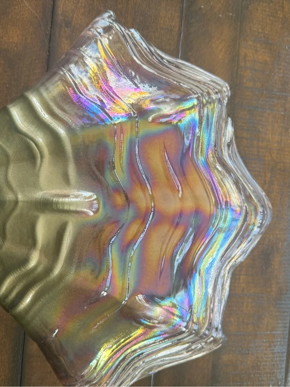 Artistic Accents stunning iridescent